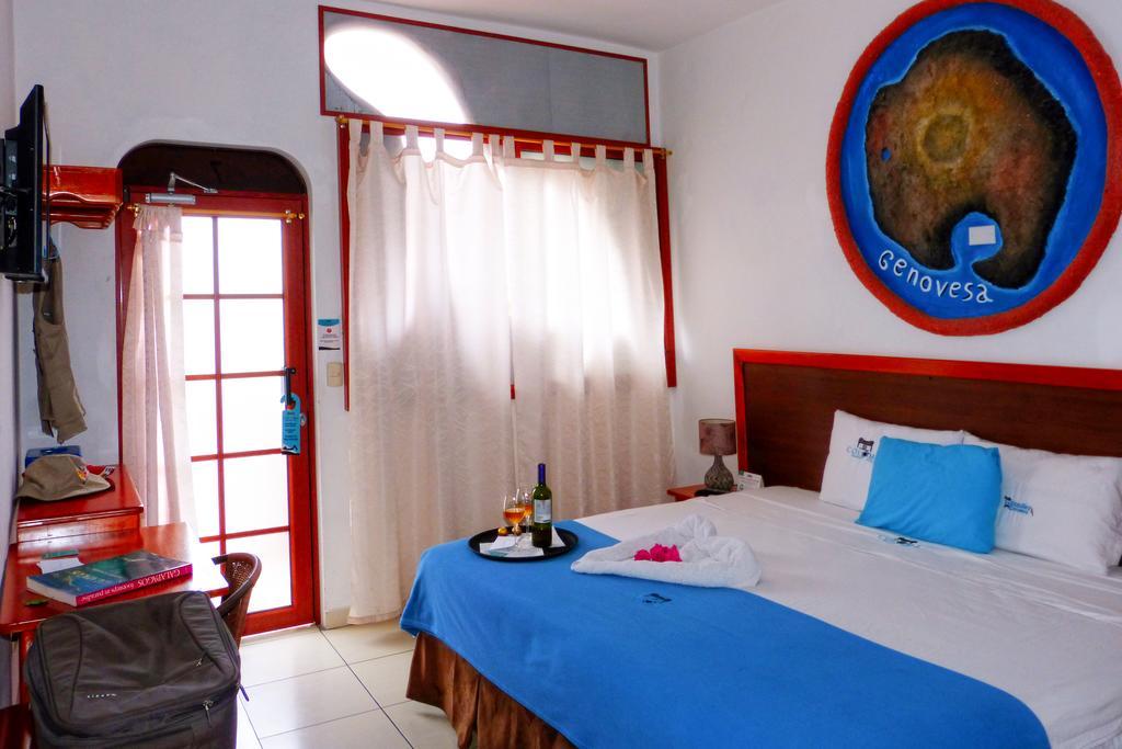 Hotel Coloma Galapagos Puerto Ayora  Exterior photo
